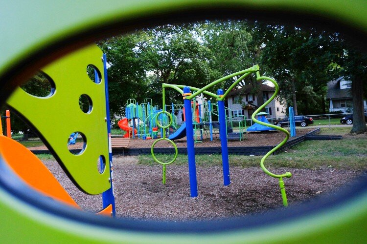 Another massive volunteer effort in Flint builds city's 12th new playground